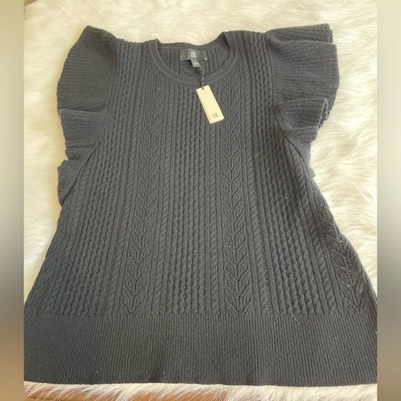 New with tags Banana Republic Black wool Ruffled pointelle sweater large - Picture 8 of 12